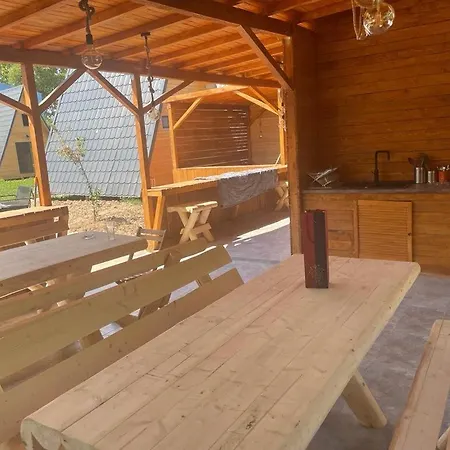 Vadu Cazare בית הארחה 3*